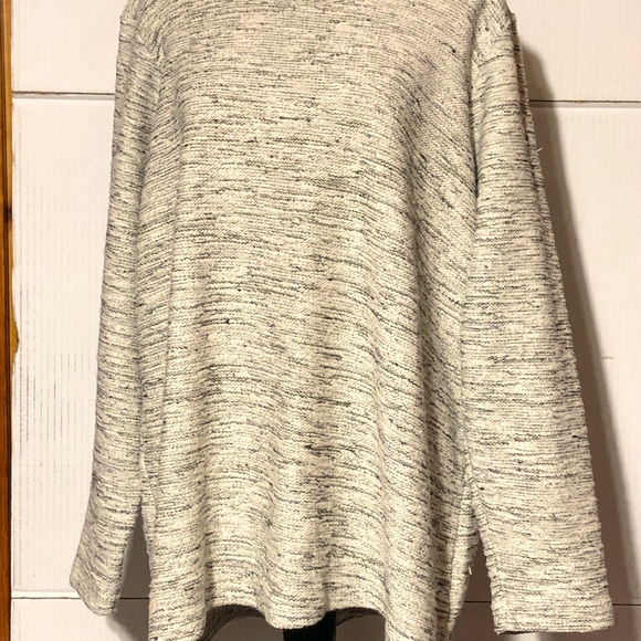 Per Se Sport women’s 2X sweater black and gray. - Picture 7 of 7